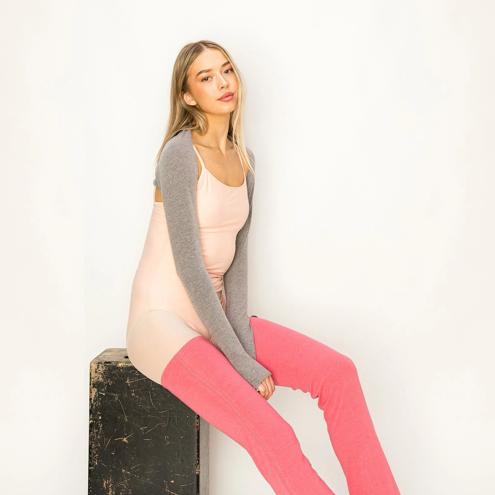 Aluvie Miu Shrug - Image 7