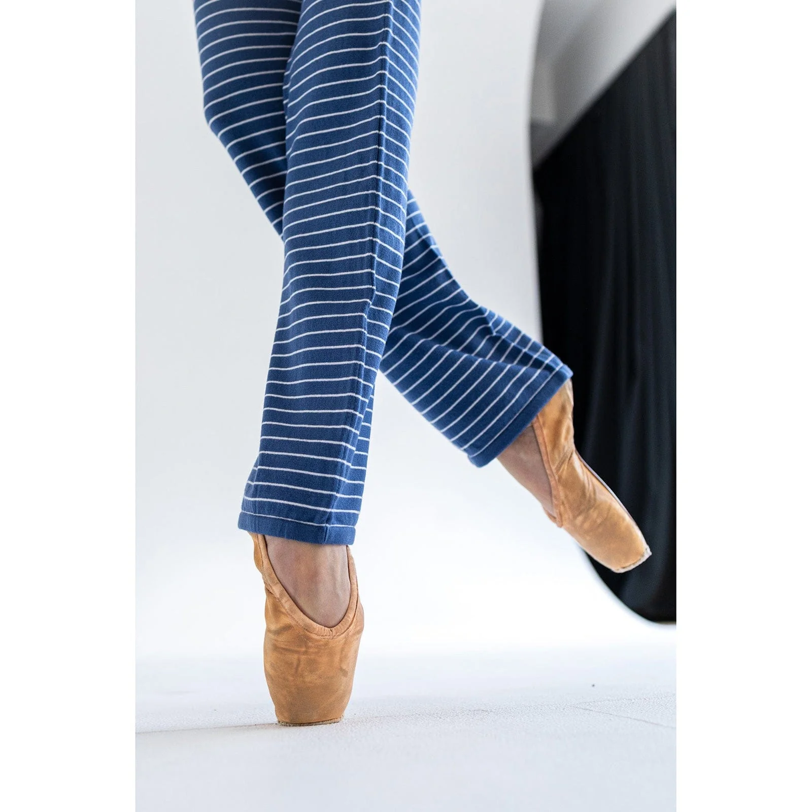 Barre Trash Long Legwarmers - Image 17