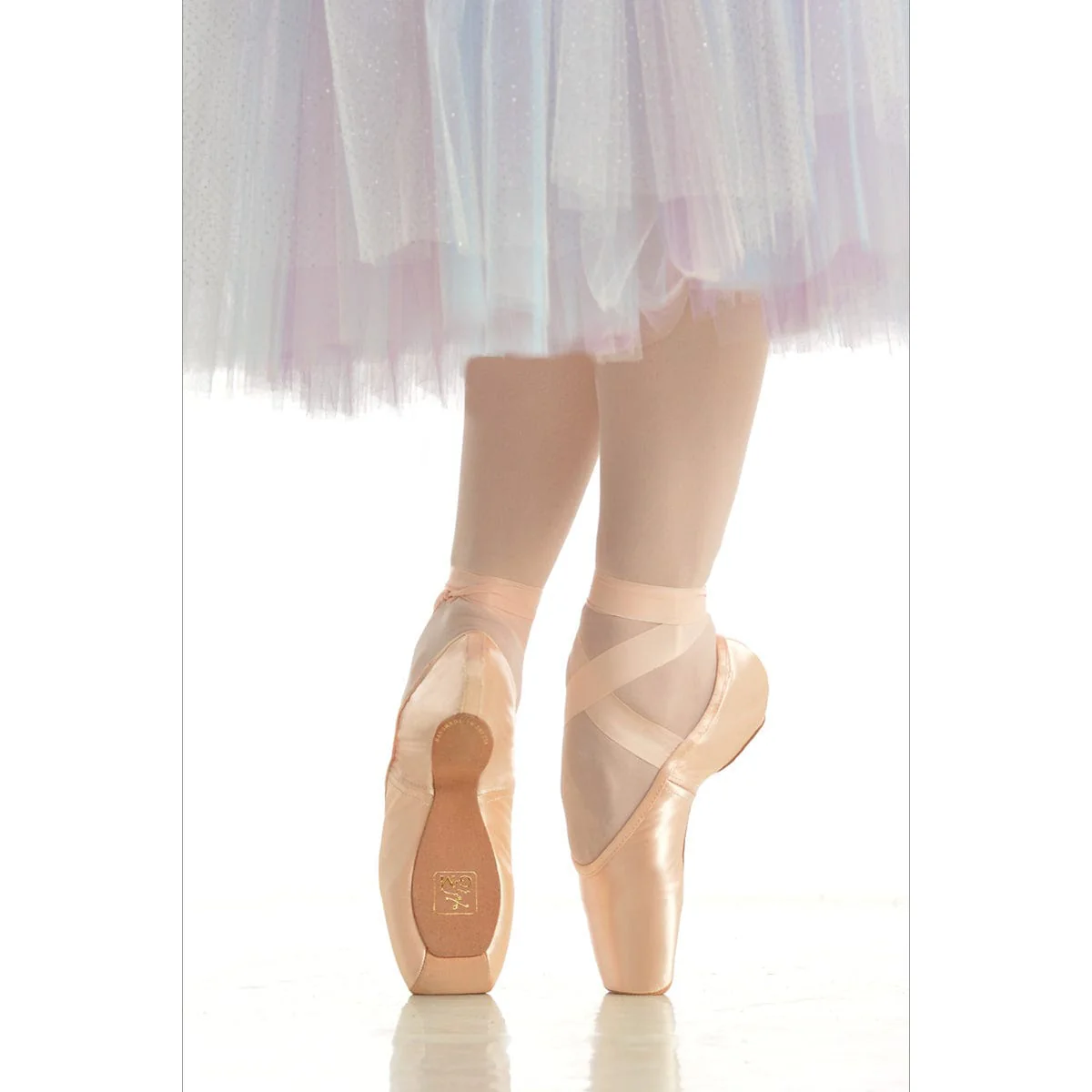 Gaynor Minden Europa Sculpted Fit Pointe Shoes - ExtraFlex Shank - Image 2