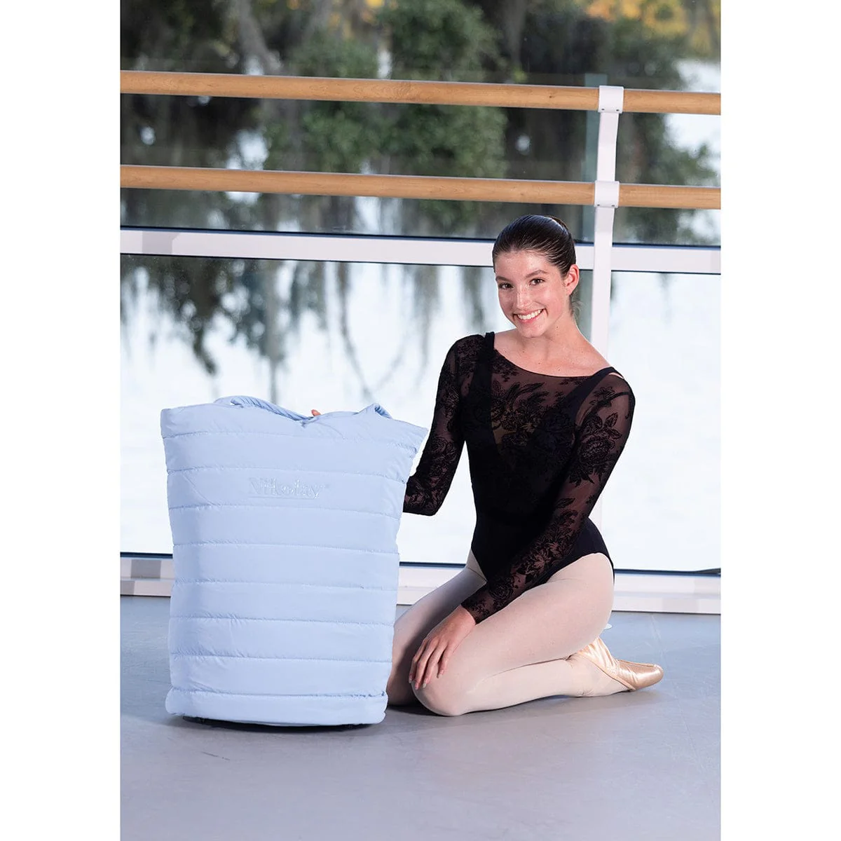 Nikolay Large Bucket Tote - Image 3