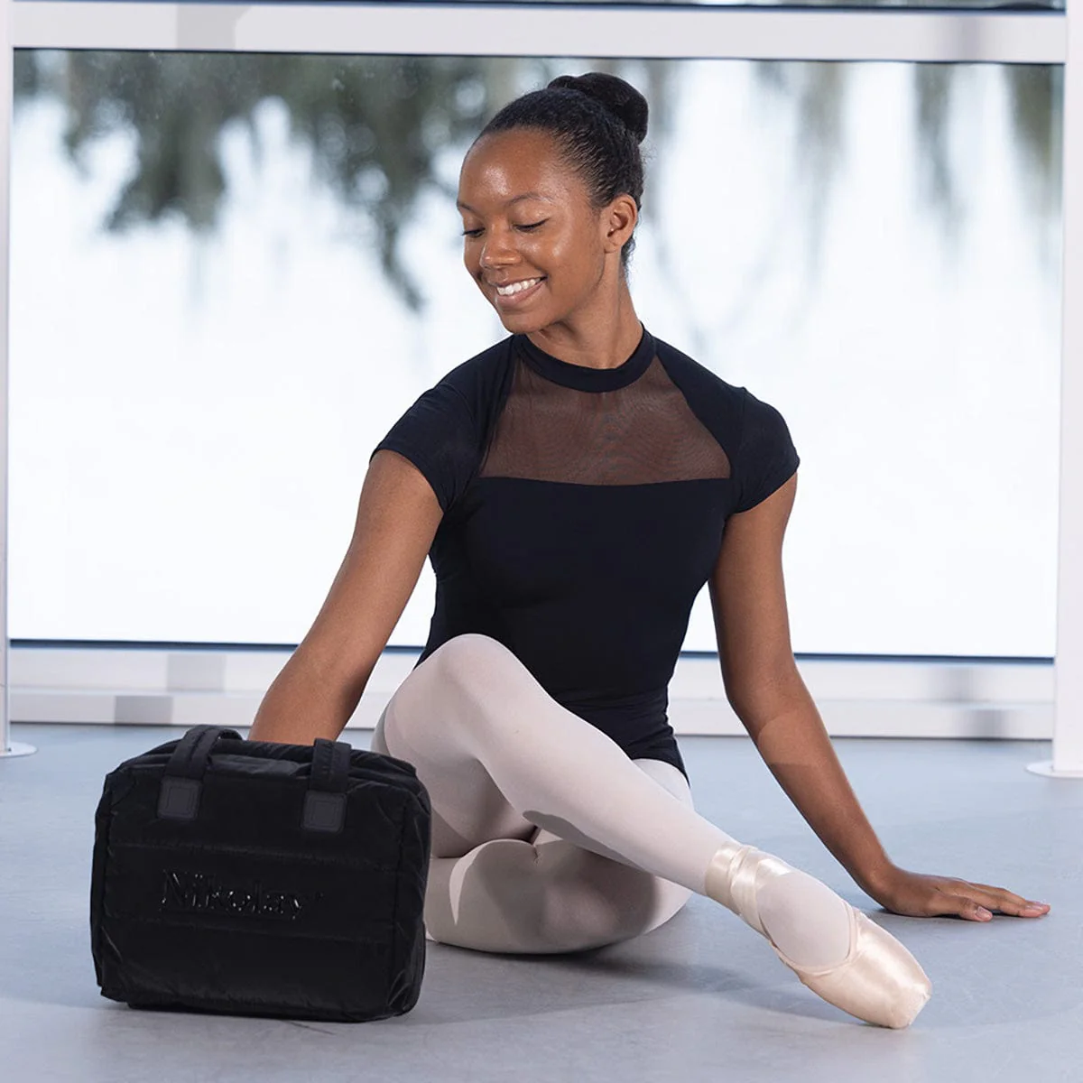 Nikolay Pointe Shoe Marvel Bag - Image 4