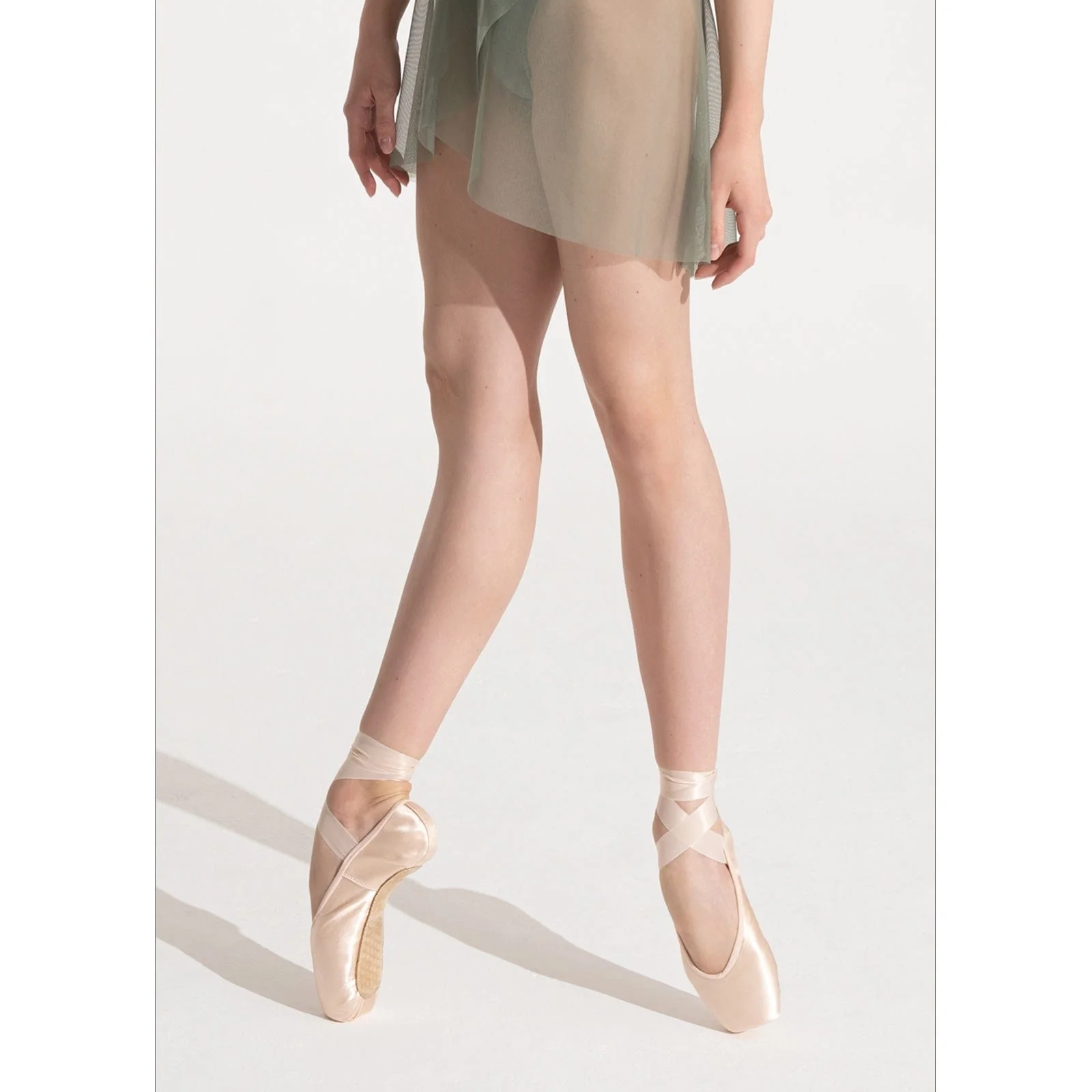 Nikolay StarPointe Pointe Shoes - Medium Flexible Shank - Image 2