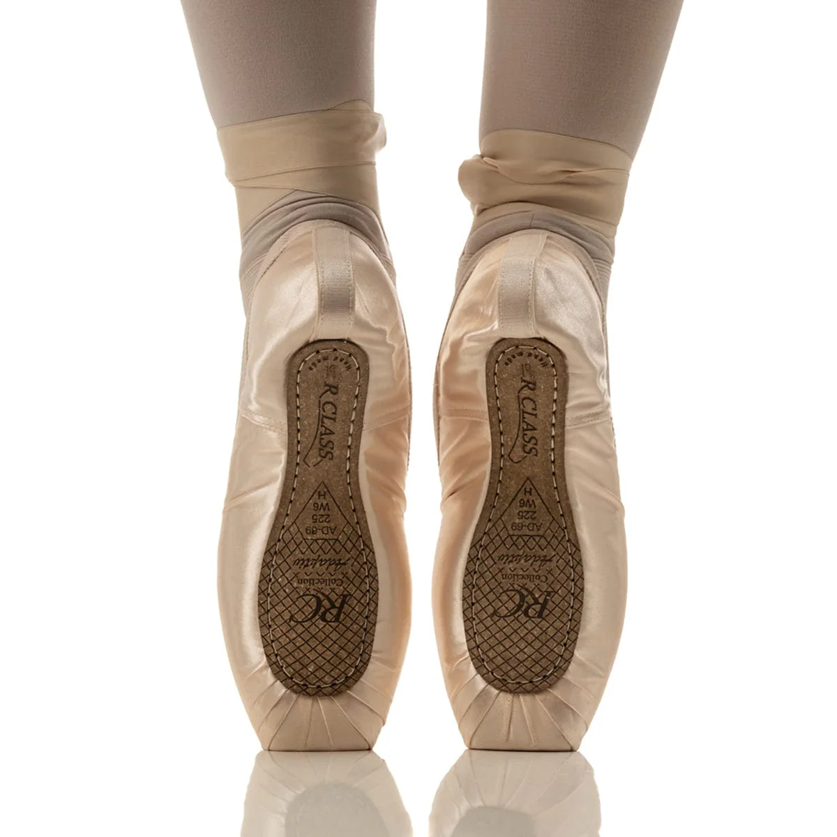 R-Class AD69 Soleia Pointe Shoes - Medium Shank - Image 6