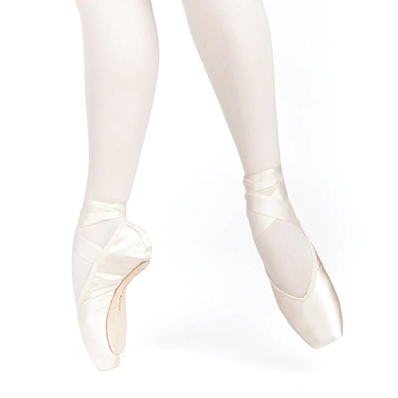 Russian Pointe Entrada Pro Pointe Shoes - V-Cut - Image 2