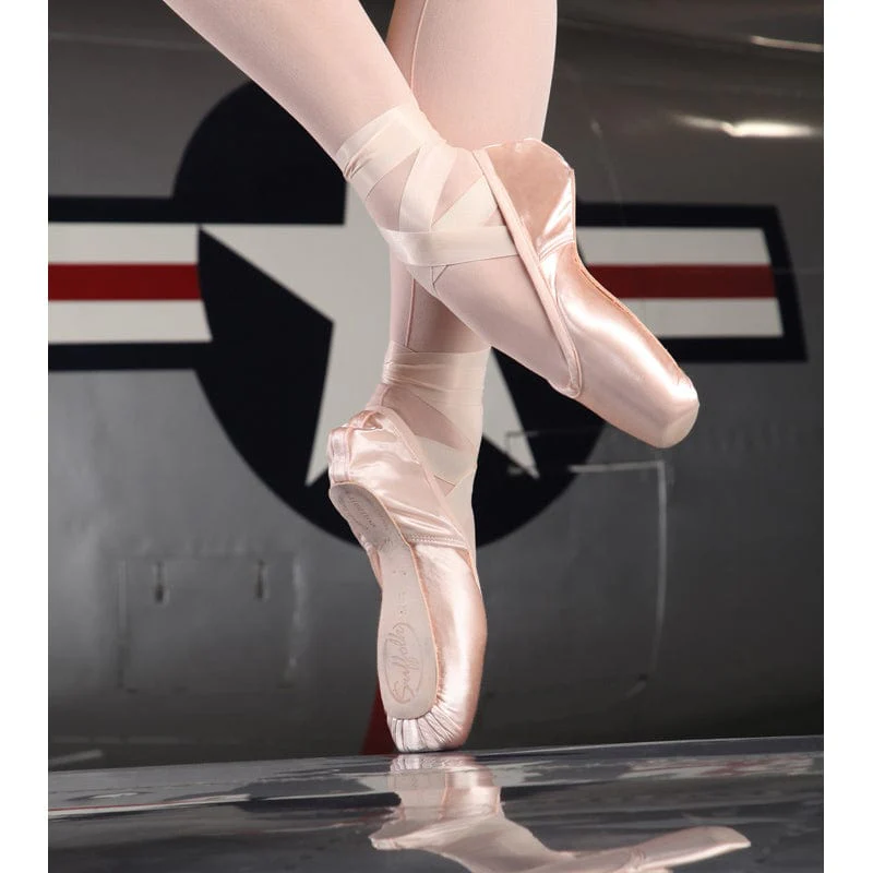Suffolk Spotlight Pointe Shoes - Hard Shank Pink - Image 3